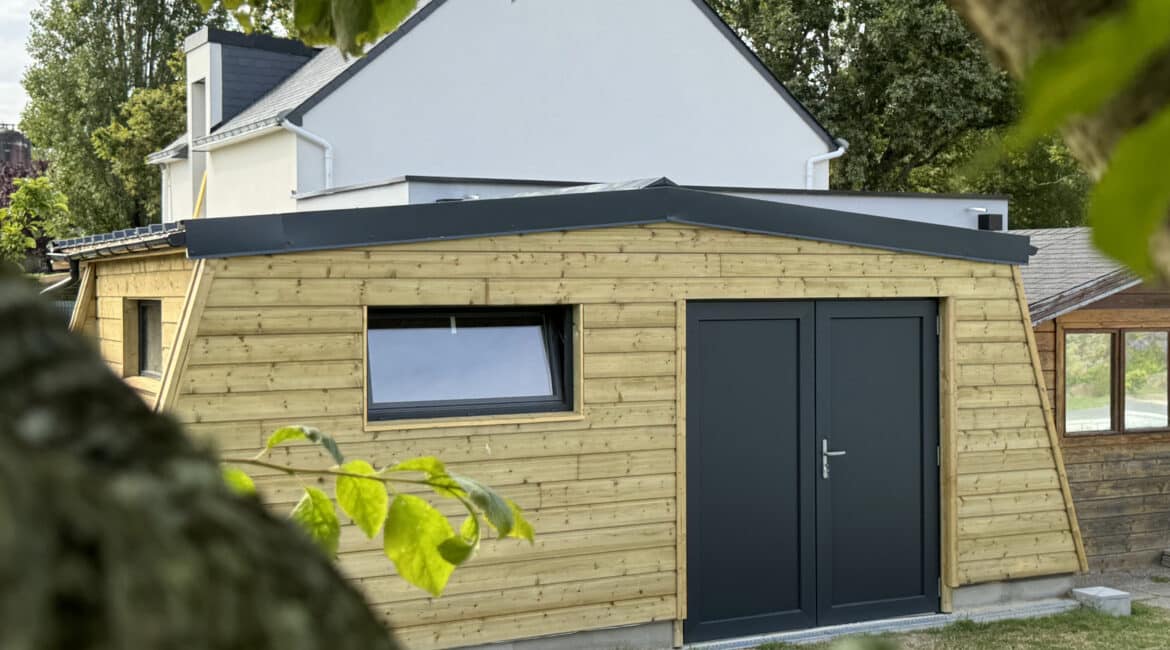 Salorge - abri en bois sur-mesure posé par Anex Ouest