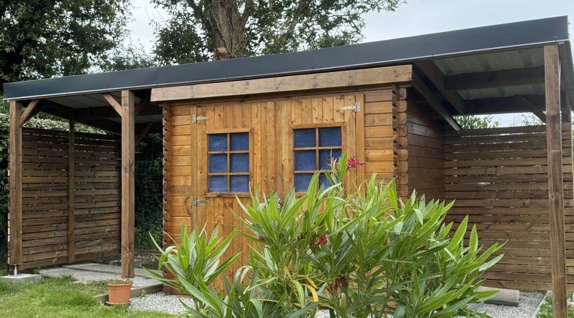 Pergola bois sur-mesure posée par Anex Ouest